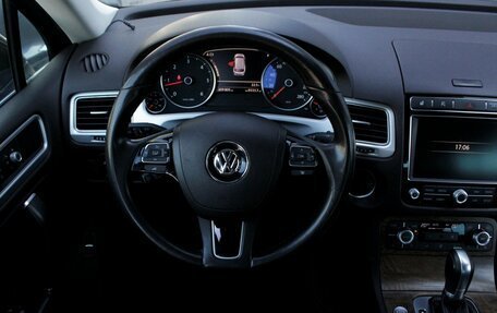 Volkswagen Touareg III, 2017 год, 3 695 000 рублей, 10 фотография