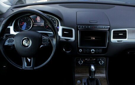 Volkswagen Touareg III, 2017 год, 3 695 000 рублей, 11 фотография
