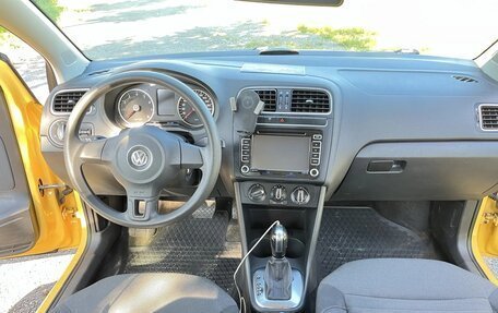 Volkswagen Polo VI (EU Market), 2011 год, 730 000 рублей, 10 фотография