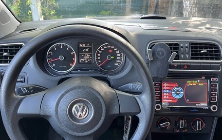 Volkswagen Polo VI (EU Market), 2011 год, 730 000 рублей, 15 фотография