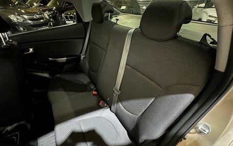 KIA Rio III рестайлинг, 2015 год, 880 000 рублей, 16 фотография