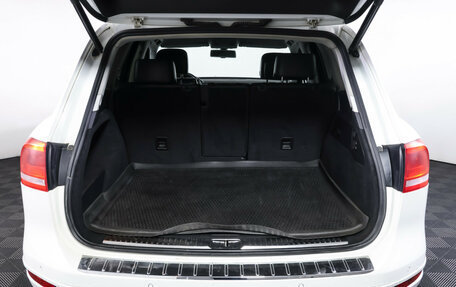 Volkswagen Touareg III, 2012 год, 1 695 000 рублей, 10 фотография
