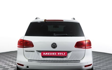Volkswagen Touareg III, 2012 год, 1 695 000 рублей, 7 фотография