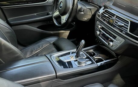 BMW 7 серия, 2021 год, 5 950 000 рублей, 9 фотография