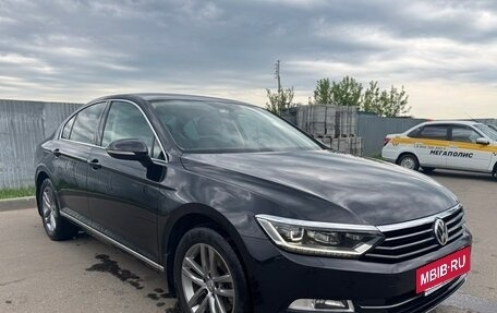 Volkswagen Passat B8 рестайлинг, 2019 год, 2 600 000 рублей, 2 фотография