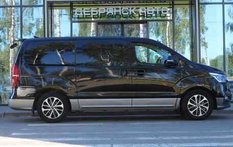 Hyundai Grand Starex Grand Starex I рестайлинг 2, 2020 год, 3 445 000 рублей, 3 фотография