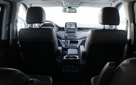 Hyundai Grand Starex Grand Starex I рестайлинг 2, 2020 год, 3 445 000 рублей, 19 фотография