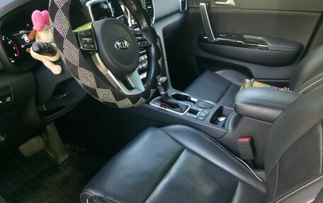 KIA Sportage IV рестайлинг, 2018 год, 2 600 000 рублей, 7 фотография
