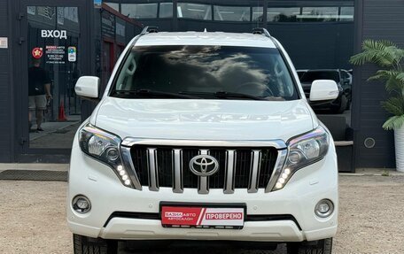 Toyota Land Cruiser Prado 150 рестайлинг 2, 2017 год, 3 590 000 рублей, 4 фотография