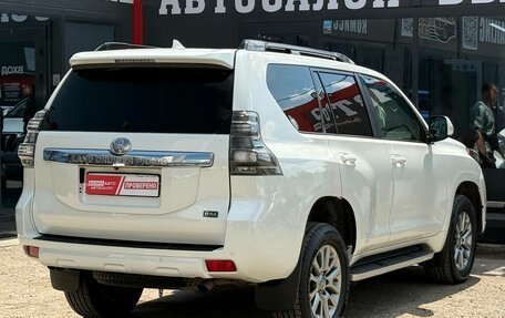 Toyota Land Cruiser Prado 150 рестайлинг 2, 2017 год, 3 590 000 рублей, 12 фотография
