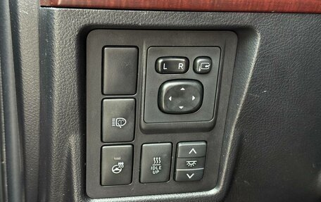 Toyota Land Cruiser Prado 150 рестайлинг 2, 2017 год, 3 590 000 рублей, 27 фотография