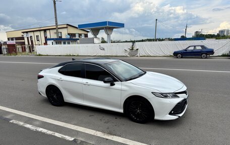 Toyota Camry, 2018 год, 2 250 000 рублей, 4 фотография