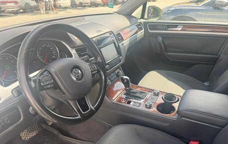 Volkswagen Touareg III, 2011 год, 1 850 000 рублей, 9 фотография