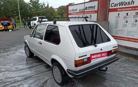 Volkswagen Golf VI, 1983 год, 360 000 рублей, 3 фотография