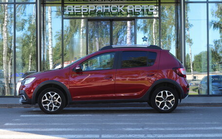 Renault Sandero II рестайлинг, 2021 год, 1 425 000 рублей, 2 фотография