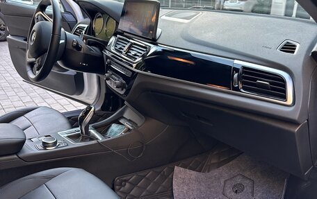 BMW 1 серия, 2023 год, 1 900 000 рублей, 19 фотография