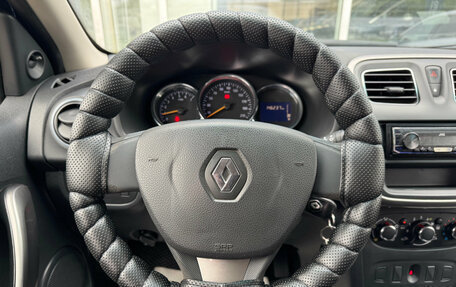Renault Logan II, 2018 год, 745 000 рублей, 15 фотография