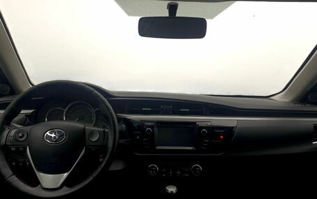 Toyota Corolla, 2013 год, 1 130 000 рублей, 24 фотография