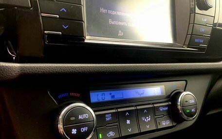 Toyota Corolla, 2013 год, 1 130 000 рублей, 21 фотография