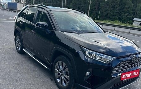 Toyota RAV4, 2022 год, 3 419 000 рублей, 2 фотография