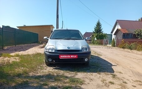 Renault Clio III, 2001 год, 187 000 рублей, 1 фотография