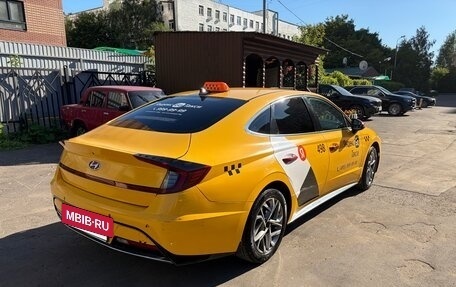 Hyundai Sonata VIII, 2021 год, 1 500 000 рублей, 4 фотография