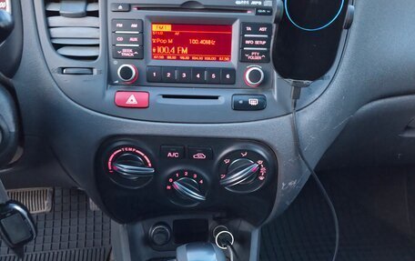 KIA Rio II, 2010 год, 420 000 рублей, 9 фотография