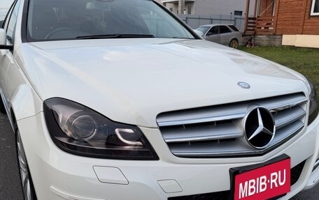 Mercedes-Benz C-Класс, 2011 год, 1 600 000 рублей, 3 фотография