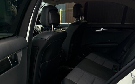 Mercedes-Benz C-Класс, 2011 год, 1 600 000 рублей, 19 фотография