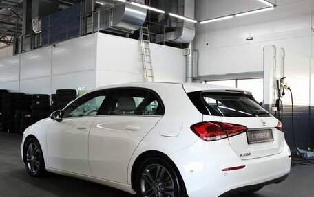 Mercedes-Benz A-Класс, 2018 год, 1 950 000 рублей, 6 фотография