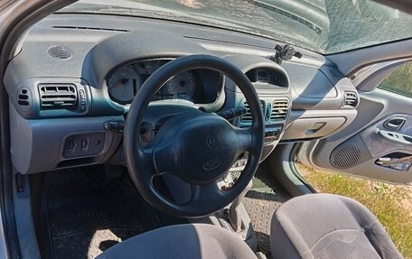 Renault Clio III, 2001 год, 187 000 рублей, 2 фотография