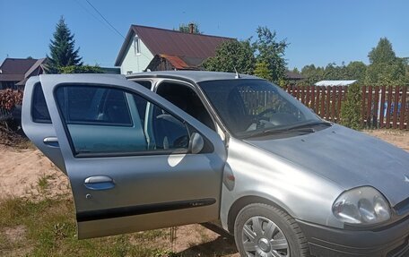 Renault Clio III, 2001 год, 187 000 рублей, 10 фотография