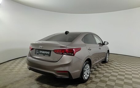 Hyundai Solaris II рестайлинг, 2018 год, 1 250 000 рублей, 6 фотография