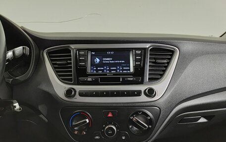 Hyundai Solaris II рестайлинг, 2018 год, 1 250 000 рублей, 18 фотография