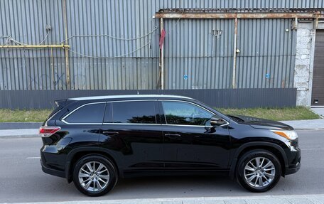 Toyota Highlander III, 2014 год, 2 470 000 рублей, 5 фотография
