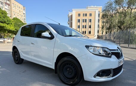 Renault Sandero II рестайлинг, 2017 год, 920 000 рублей, 2 фотография