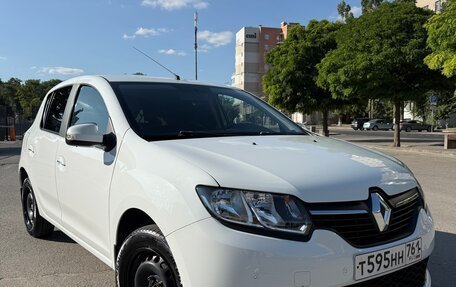Renault Sandero II рестайлинг, 2017 год, 920 000 рублей, 10 фотография
