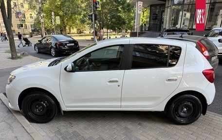 Renault Sandero II рестайлинг, 2017 год, 920 000 рублей, 22 фотография