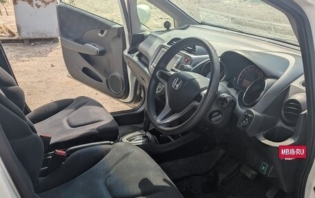 Honda Fit III, 2012 год, 890 000 рублей, 8 фотография