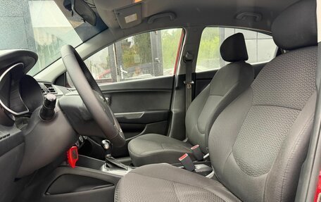 KIA Rio III рестайлинг, 2015 год, 1 079 000 рублей, 17 фотография
