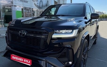 Toyota Land Cruiser, 2021 год, 12 500 000 рублей, 3 фотография
