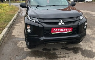 Mitsubishi L200 IV рестайлинг, 2021 год, 3 350 000 рублей, 1 фотография