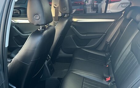 Skoda Octavia, 2019 год, 1 850 000 рублей, 10 фотография