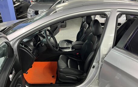 Hyundai Sonata VI, 2011 год, 595 000 рублей, 16 фотография