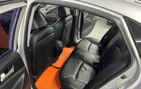 Hyundai Sonata VI, 2011 год, 595 000 рублей, 17 фотография