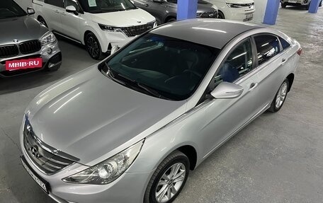Hyundai Sonata VI, 2011 год, 595 000 рублей, 8 фотография