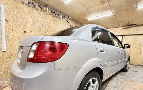 KIA Rio II, 2010 год, 530 000 рублей, 2 фотография