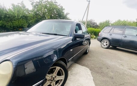 Mercedes-Benz E-Класс, 1997 год, 375 000 рублей, 2 фотография
