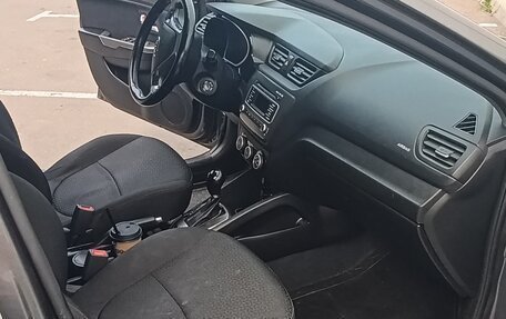 KIA Rio III рестайлинг, 2015 год, 950 000 рублей, 5 фотография