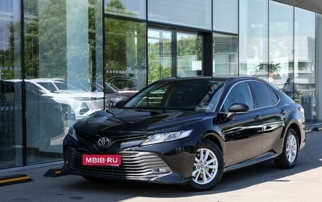 Toyota Camry, 2020 год, 2 449 000 рублей, 1 фотография